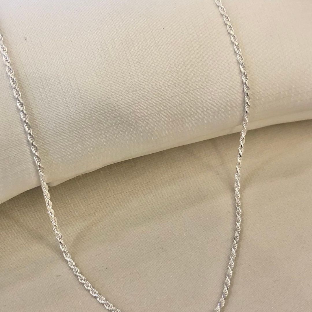 SIlver Plated Stainless Steel Anti Tarnish Twisted Chain Necklace