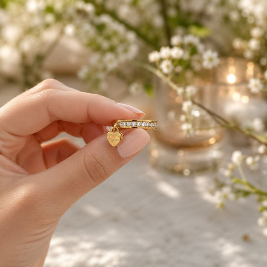 Minimal Heart Charm Crystal Ring – 18K Gold Plated