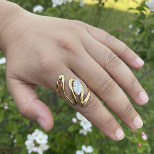 Eterna Twist Gold Finish Ring