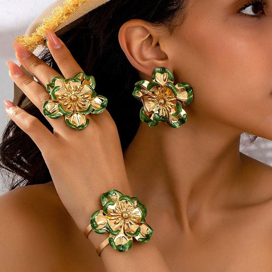 Elegant Gold & Green Floral Jewelry Set – Bracelet, Earrings & Ring Combo