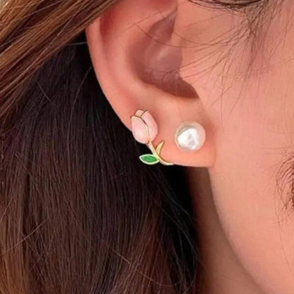 Gold-plated tulip and pearl stud earrings