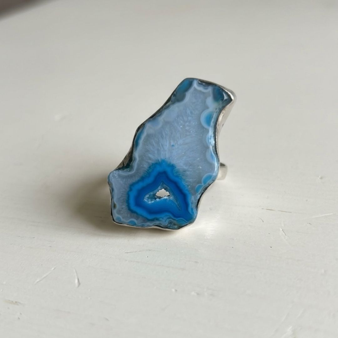 Blue Agate Slice Statement Ring – Natural Geode Stone Ring