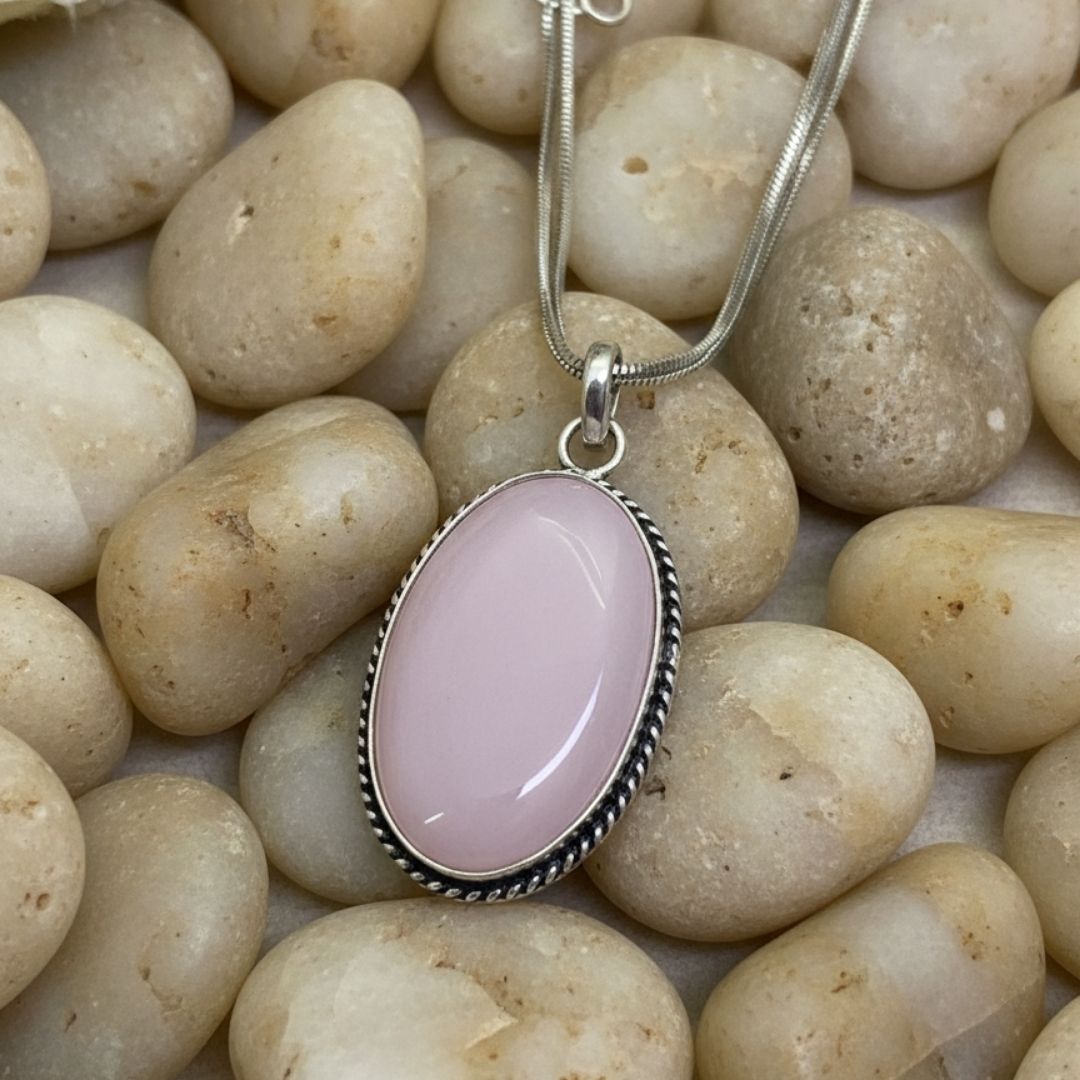 Rose Quartz Oval Pendant Necklace