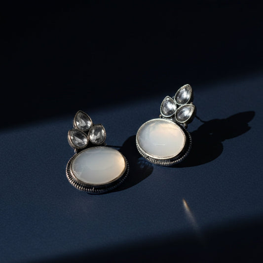 Oxidized White Stone Oval Stud Earrings