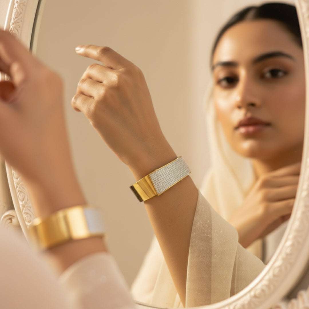 AD Premium Gold Cuff Bangle