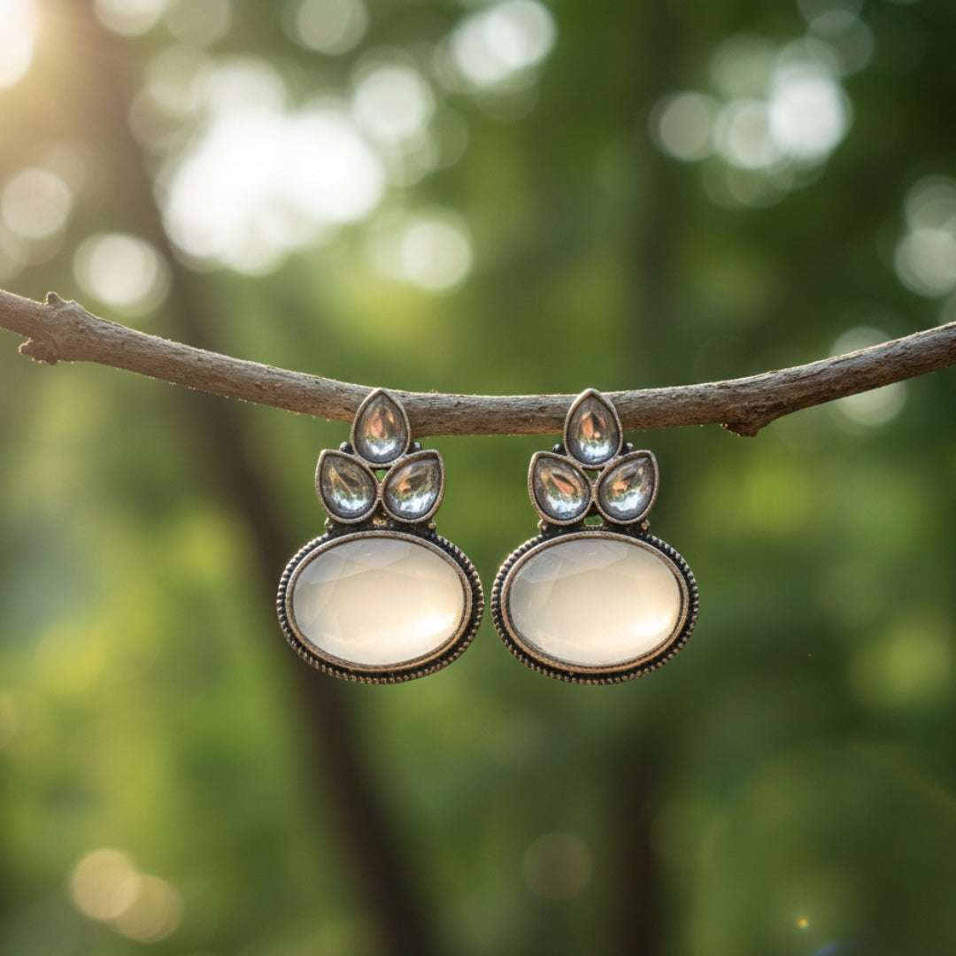 Oxidized White Stone Oval Stud Earrings