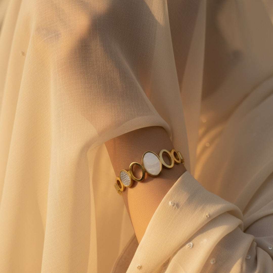 Anti-Tarnish Gold Bracelet | White Stone & Crystal Designer Bangle