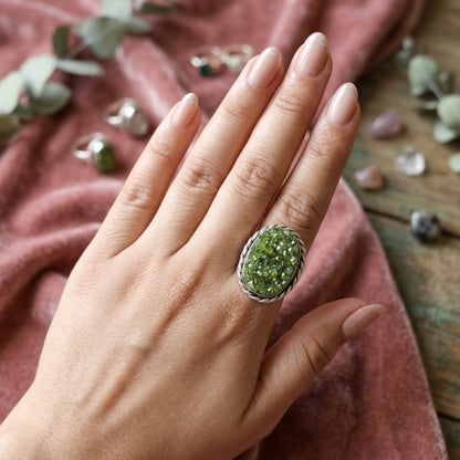 Oxidised Green Druzy Stone Ring – Bold Statement Design