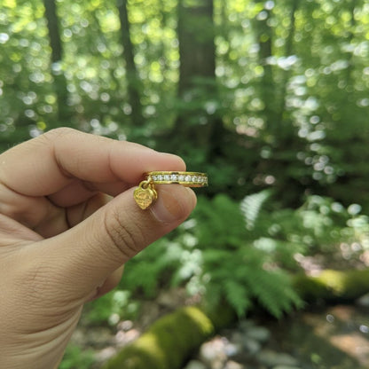 Minimal Heart Charm Crystal Ring – 18K Gold Plated