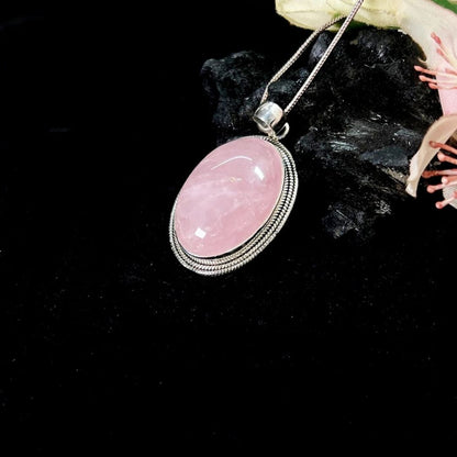 Rose Quartz Oval Pendant Necklace