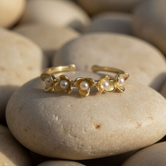 Dainty Floral Pearl Wrap Ring