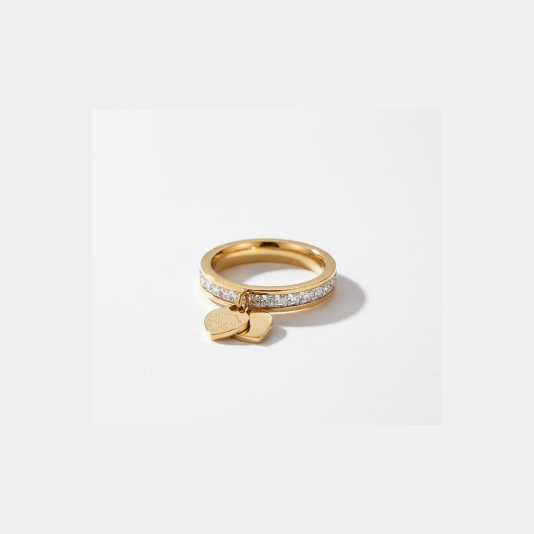 Minimal Heart Charm Crystal Ring – 18K Gold Plated