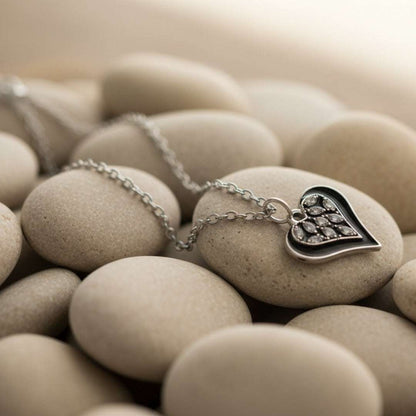 Black Crystal Heart Pendant Necklace – Silver Chain