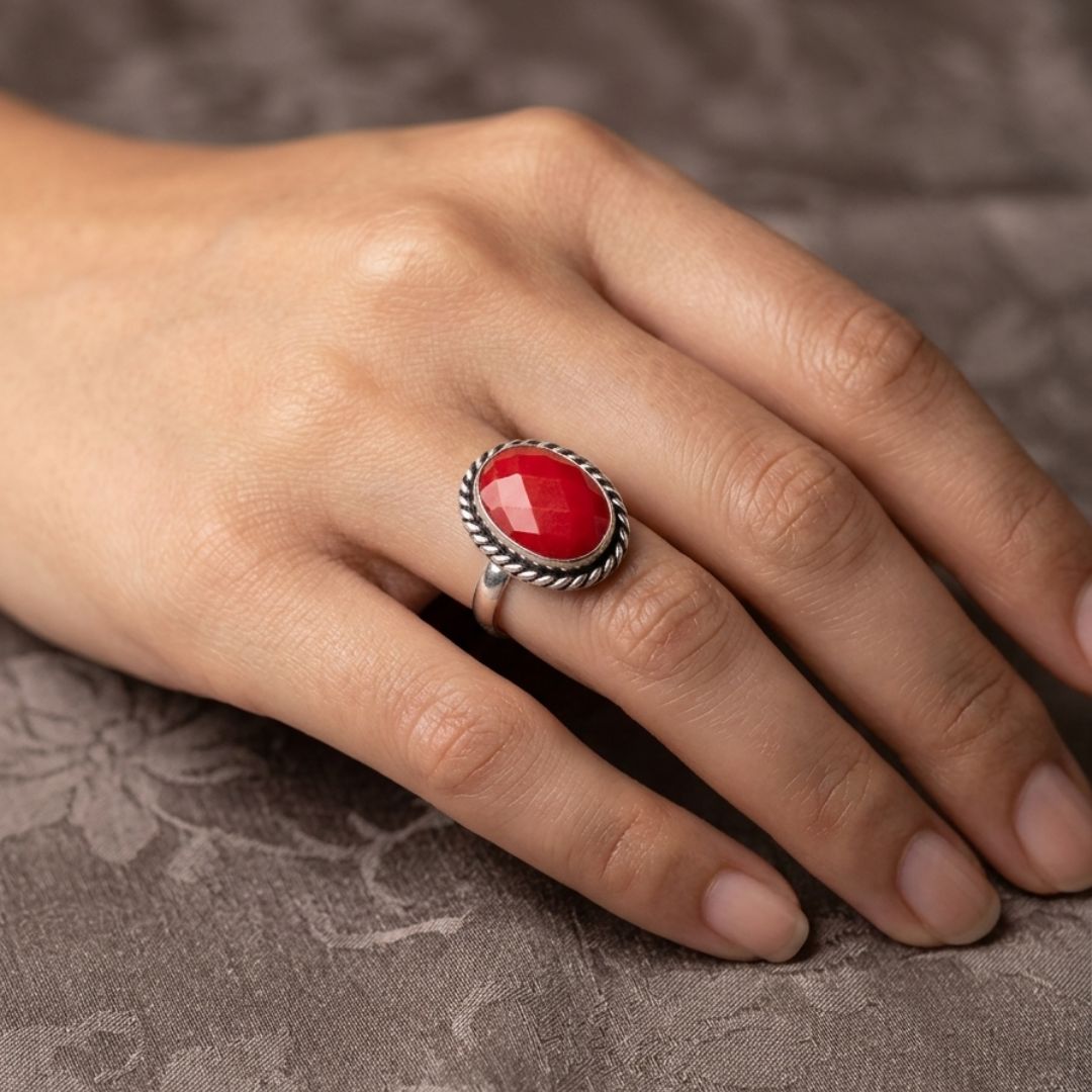 Vintage Lapis Maroon Stone Silver Ring