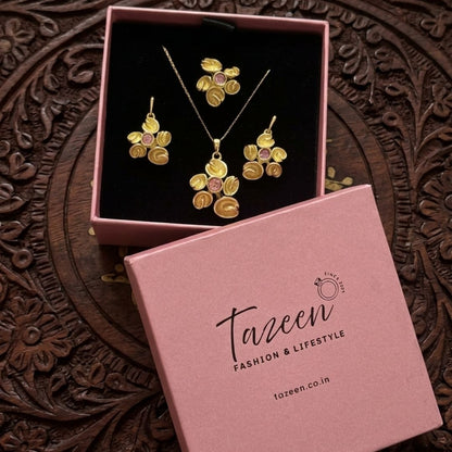 Elegant Gold Floral Pendant Necklace Set with Earrings & Ring