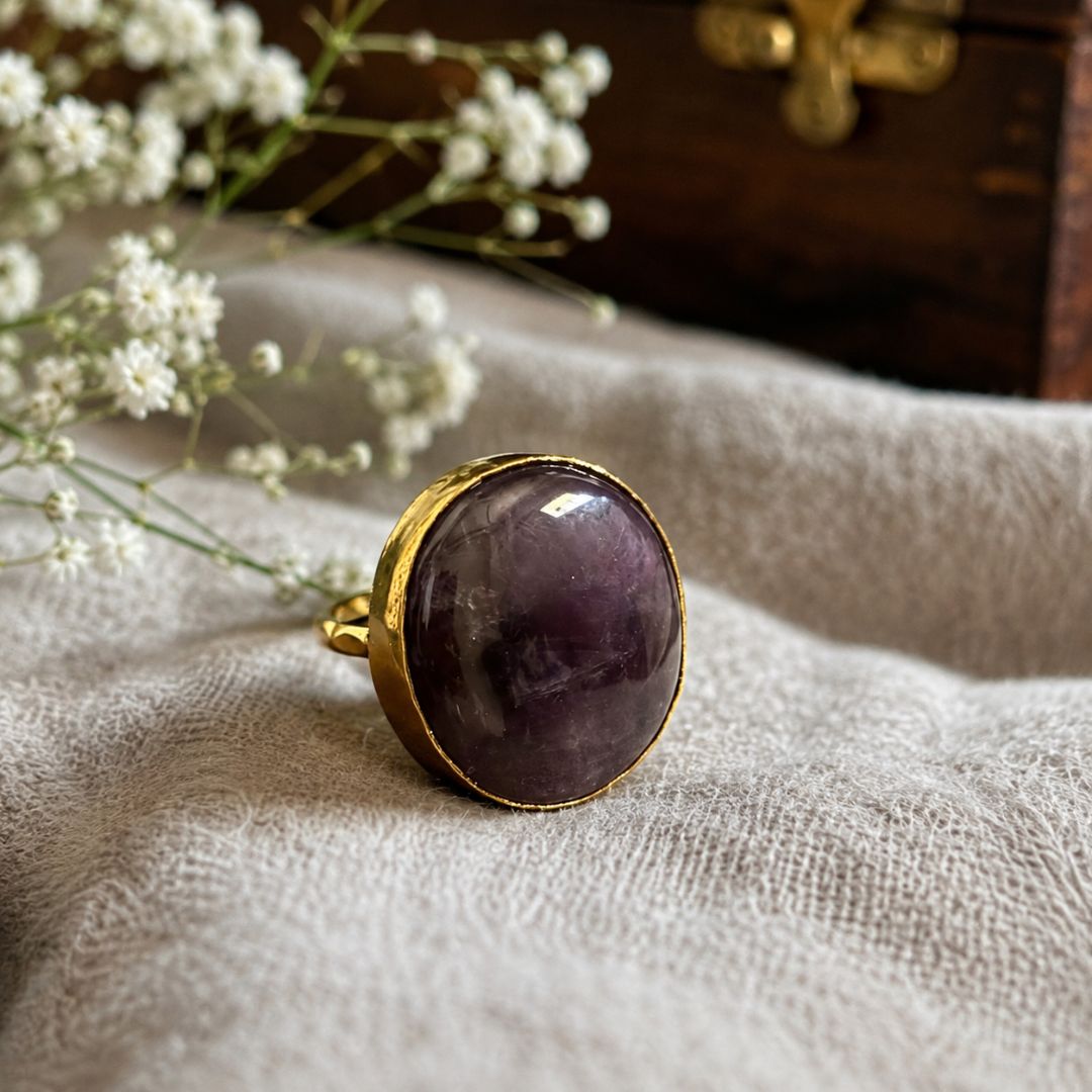 Elegant Amethyst Gemstone Ring