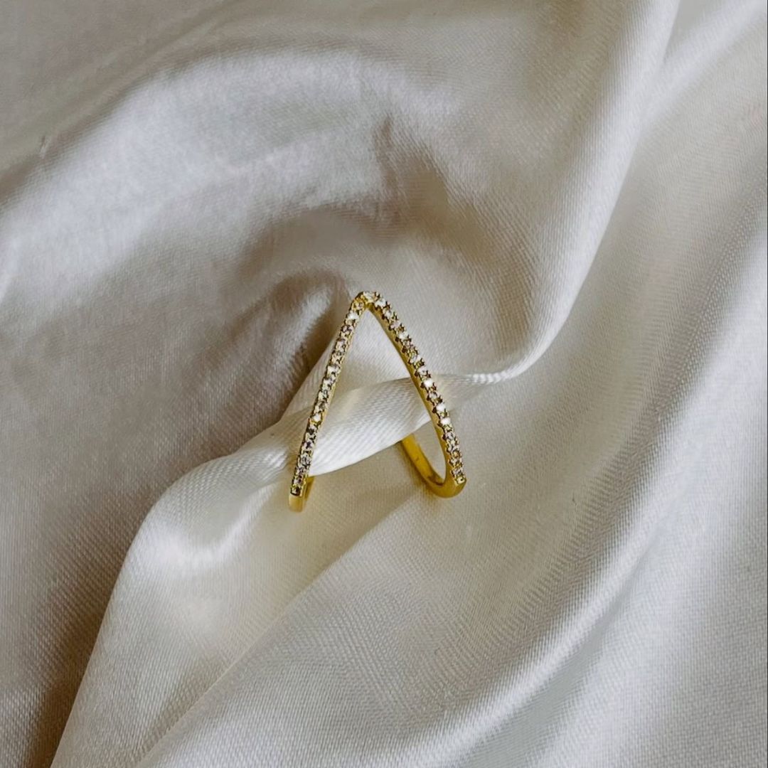 18K Gold Plated Anti-Tarnish V-Shape Crystal Ring