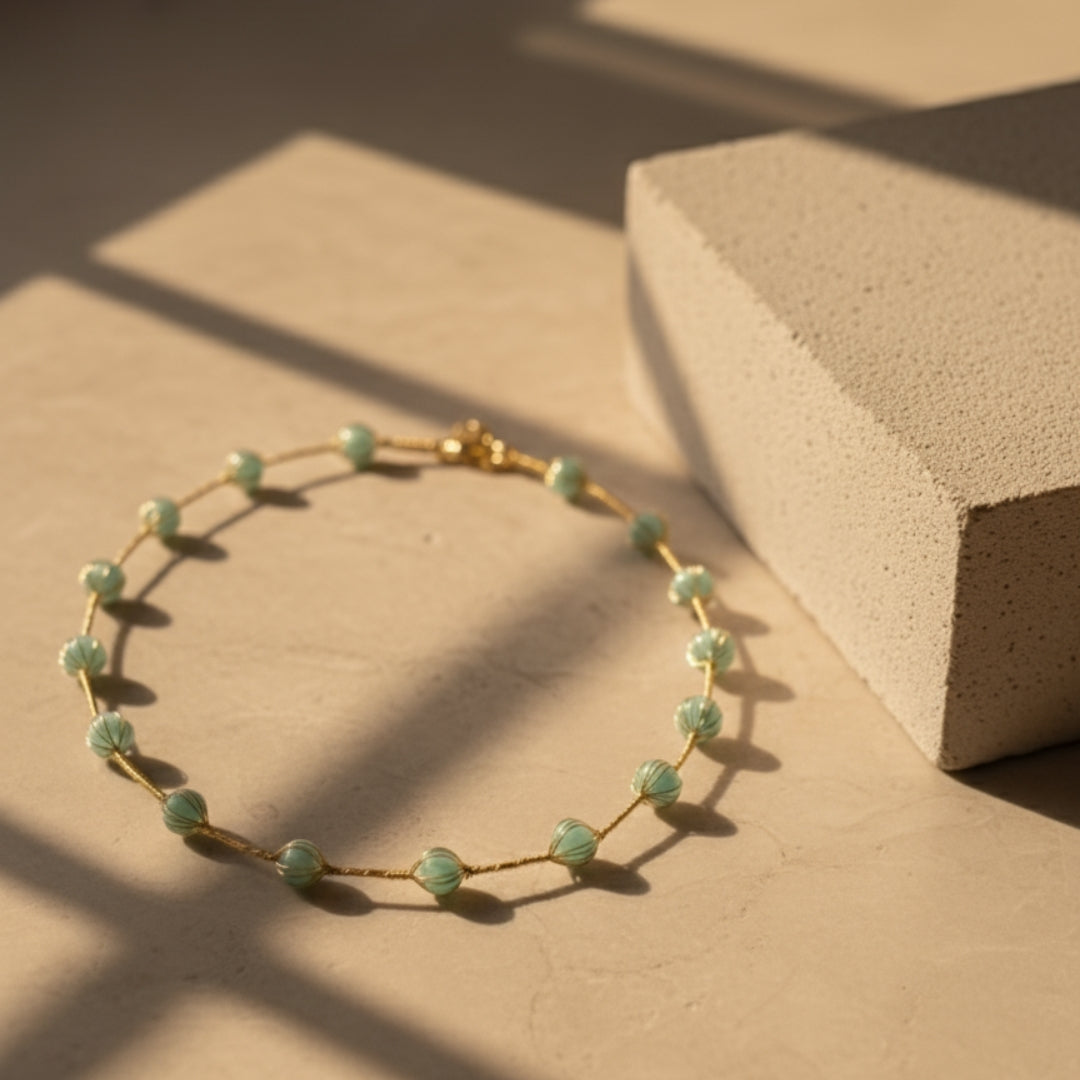 Minimal Green Bead Necklace