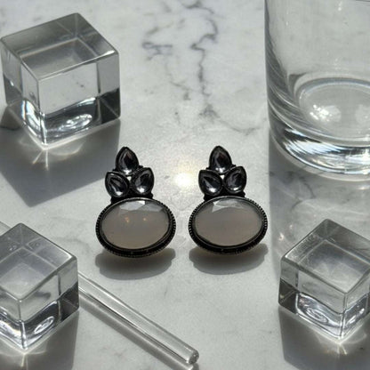 Oxidized White Stone Oval Stud Earrings