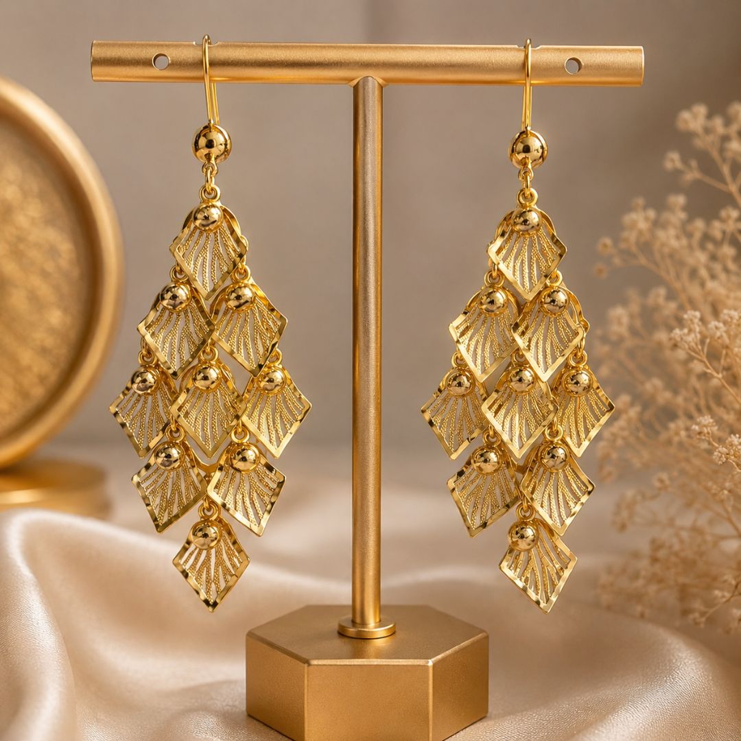 Elegant Gold Geometric Drop Earrings