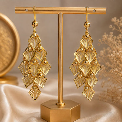 Elegant Gold Geometric Drop Earrings