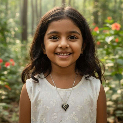 Black Crystal Heart Pendant Necklace – Silver Chain