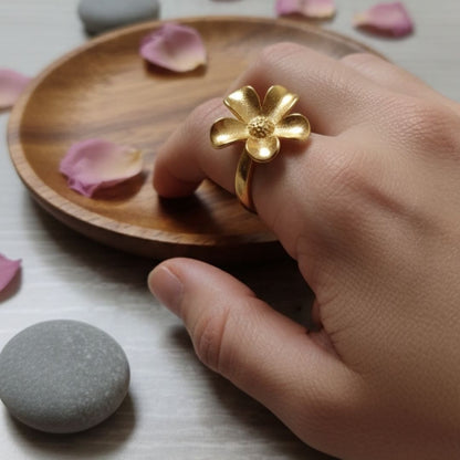18K Gold Plated Anti‑Tarnish Flower Ring for Women