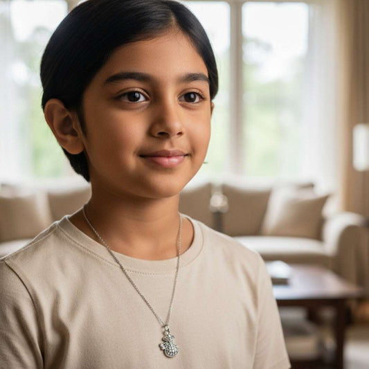 Crystal Pineapple Pendant Necklace – Silver Chain