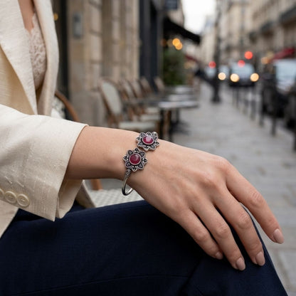 German Silver Floral Bracelet with Dual Stone Rani – Antique Oxidized Design
