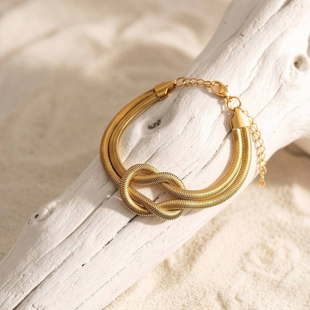 Eterna Love Knot Bracelet (Anti-Tarnish) (Gold)