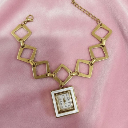 Minimal Square Dial Bracelet Watch – Gold Finish