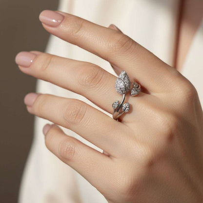 Elegant Silver Plated Leaf & Dewdrop Design Ring