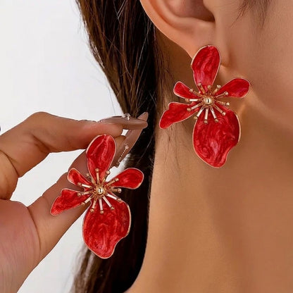 Elegant Red Floral Jewelry Set – Armlet, Ring & Statement Earrings