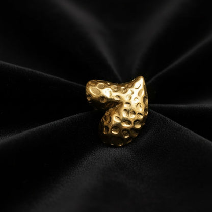 Textured Abstract Heart Statement Ring for Women – 18K Gold Plated