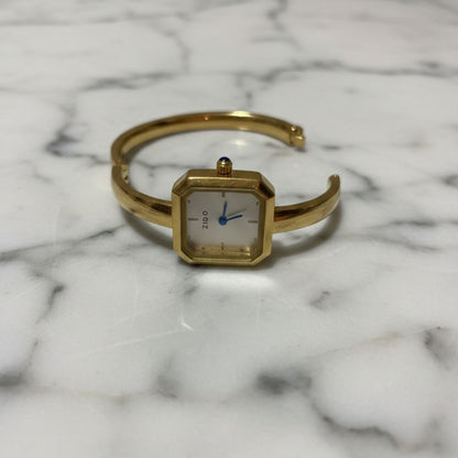Vintage Gold Bangle Watch – Minimalist Square Face