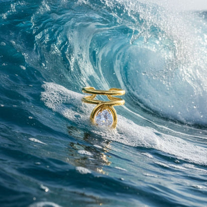 Elegant Open Oval Ring with Sparkling Heart Crystal