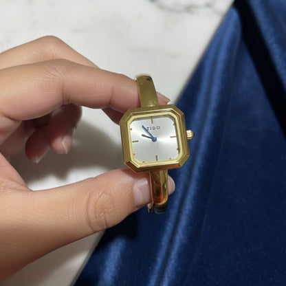 Vintage Gold Bangle Watch – Minimalist Square Face