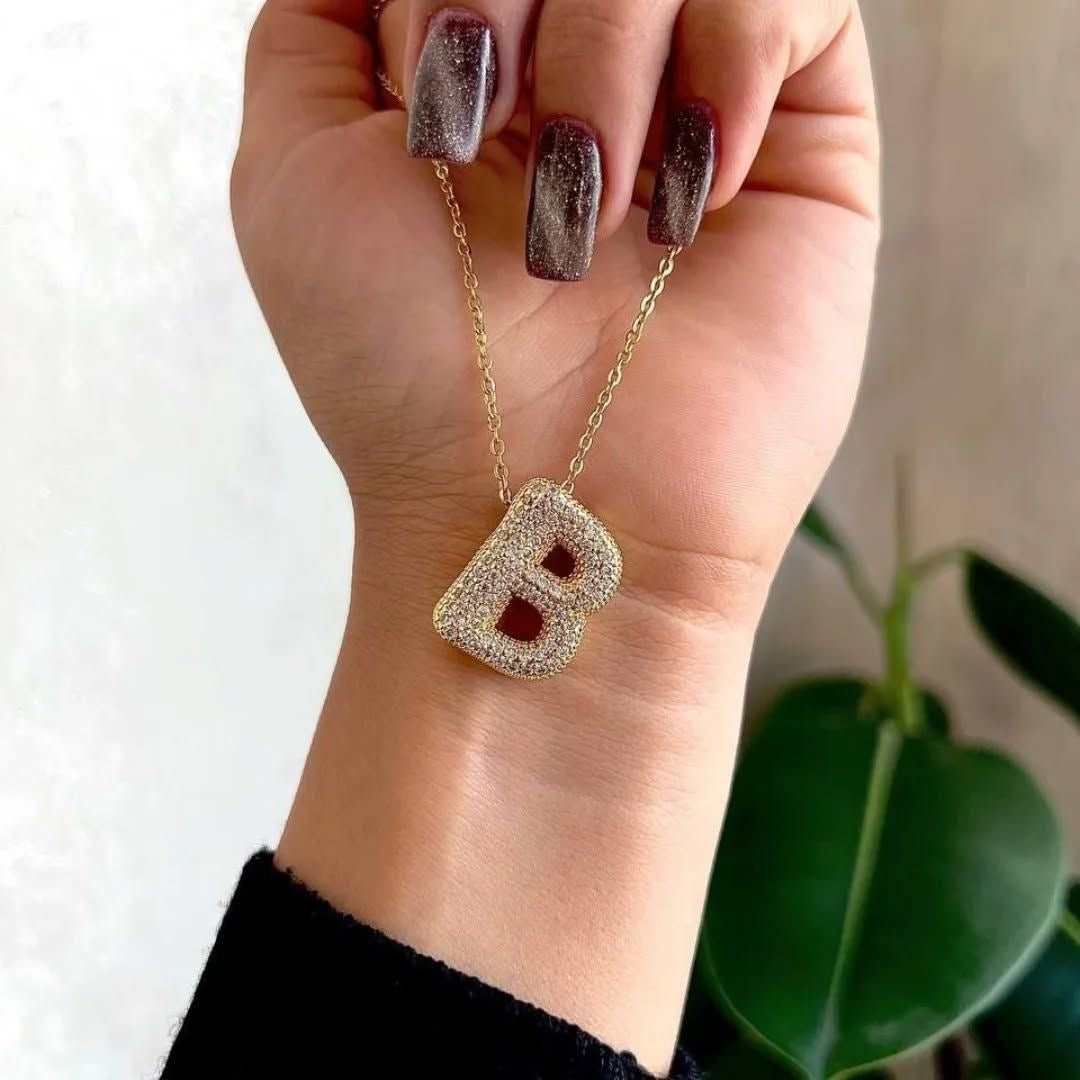B Letter Diamond Necklace – Gold Plated Alphabet Pendant, Anti Tarnish