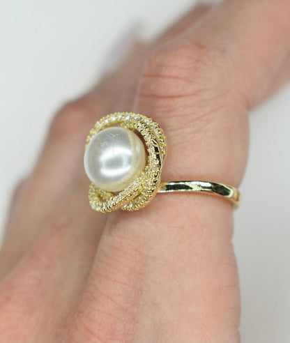 Gold Ring With Pearl And Crystal Halo