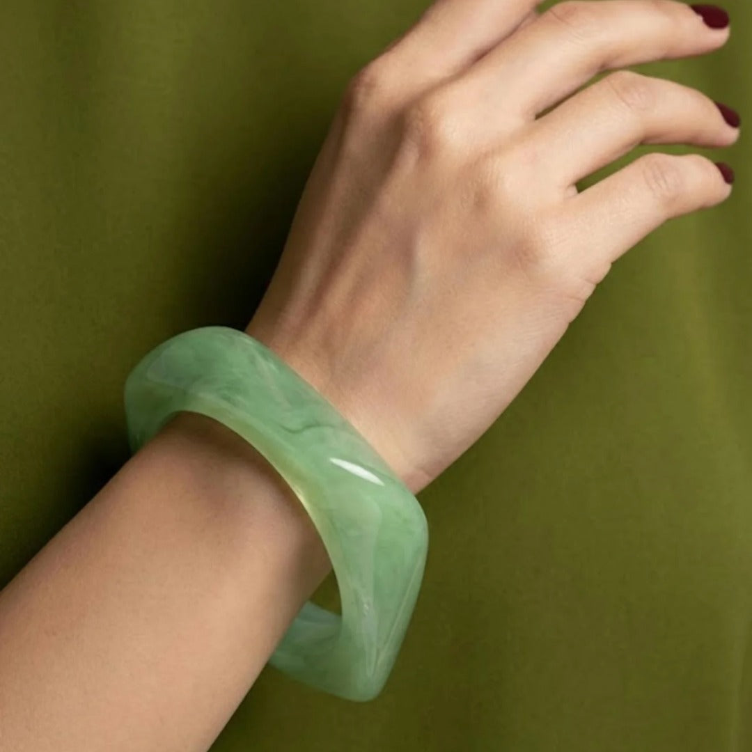 Chunky Resin Bangle Bracelet for Women - Pista