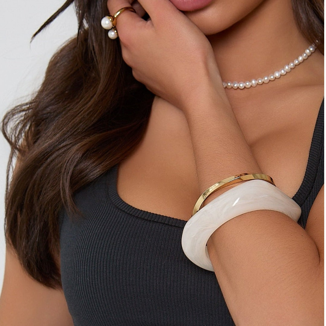 Chunky Resin Bangle Bracelet for Women - White